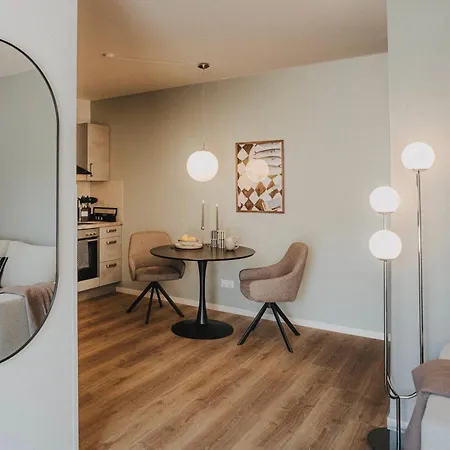 Jobostays - Luma1 Neubau-apartment In Mit Terrasse Und Kostenlosem Parkplatz