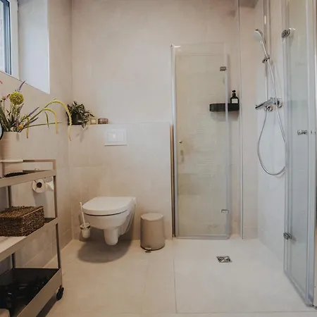 Διαμέρισμα Jobostays - Luma1 Neubau-apartment In Mit Terrasse Und Kostenlosem Parkplatz